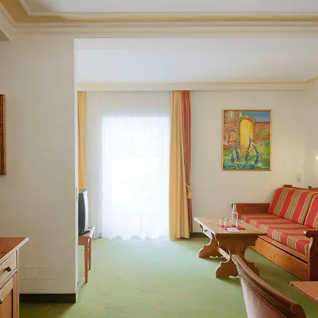 Aparthotel Chalet Wetzlgut 4*