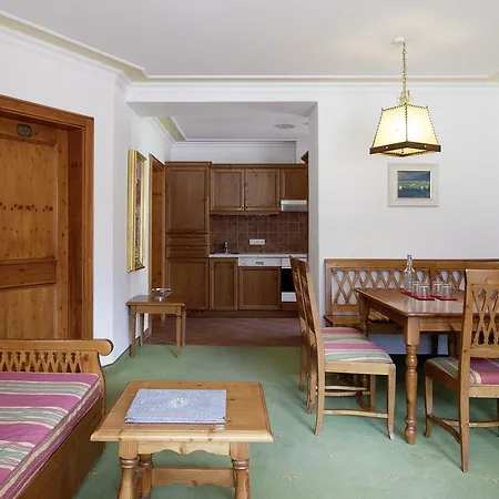 Aparthotel Chalet Wetzlgut 4* Bad Gastein