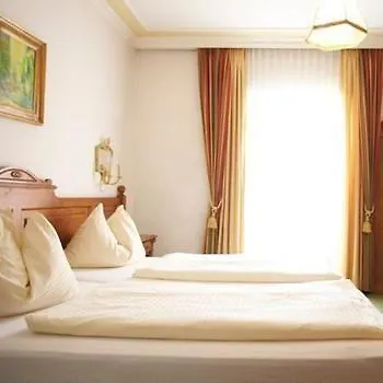 Aparthotel Wetzlgut 4*